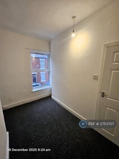 3 bedroom terraced house to rent, Dargai Street, Manchester, M11