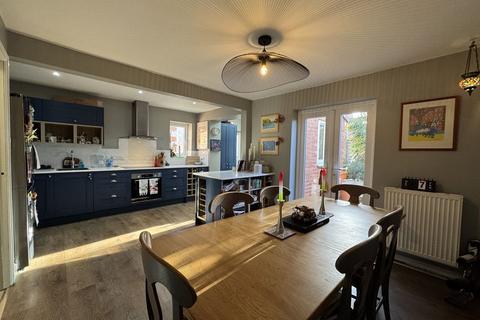 undefined, LOWER ALMONDSBURY, NR BRISTOL