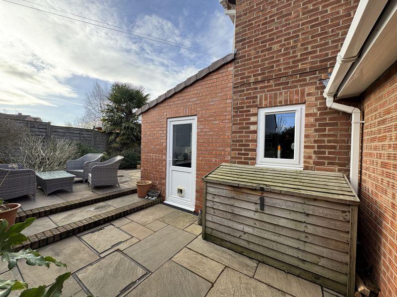 Side to rear garden