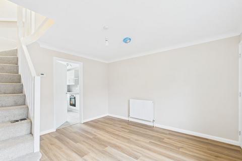 2 bedroom end of terrace house to rent, Annesley Close, Sawtry