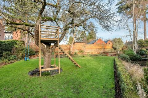 4 bedroom character property for sale, Leicester Road, Market Harborough