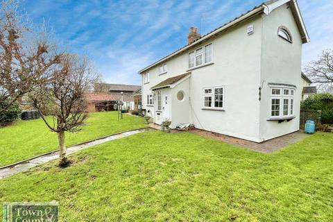 2 bedroom detached house for sale, Lower End, Layer-De-La-Haye, Colchester, CO2