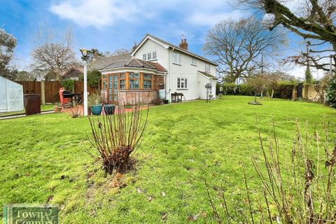 2 bedroom detached house for sale, Lower End, Layer-De-La-Haye, Colchester, CO2