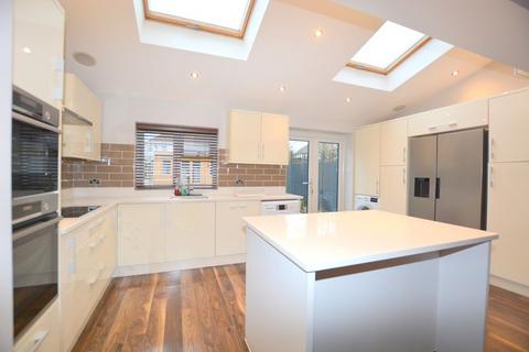 4 bedroom semi-detached house to rent, Tintern Way, West Harrow