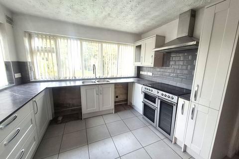 4 bedroom semi-detached house to rent, George Frederick Road, Sutton Coldfield B73