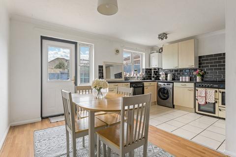 3 bedroom end of terrace house for sale, Chloe Gardens, Poole BH12