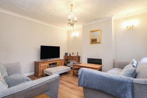 3 bedroom detached house for sale, Honey Hill Road, Bedford MK40