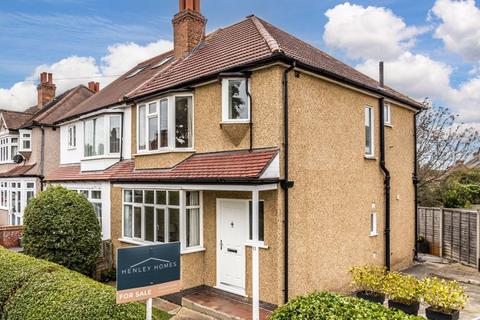 3 bedroom semi-detached house to rent, Fieldsend Road, Cheam SM3