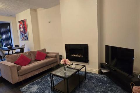 2 bedroom terraced house to rent, Swindon Road, Birmingham