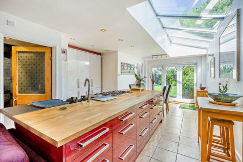 2 bedroom terraced house for sale, Debden Lane, Loughton, IG10