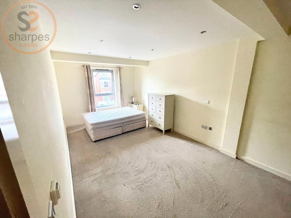 4. bedroom 2