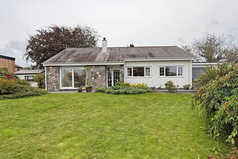 2 bedroom bungalow for sale, Rhostryfan, Caernarfon, Gwynedd, LL54