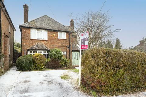 3 bedroom detached house for sale, Lowndes Avenue, Chesham, HP5