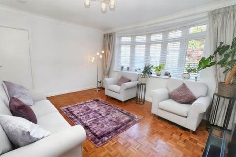 4 bedroom detached house for sale, Hartfield Avenue, Elstree