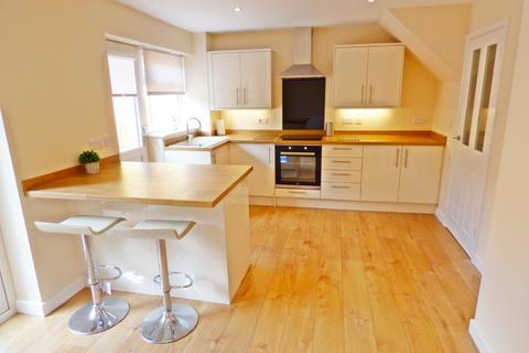 3 bedroom semi-detached house to rent, Sherwood Drive, Cannock, Staffordshire, WS11