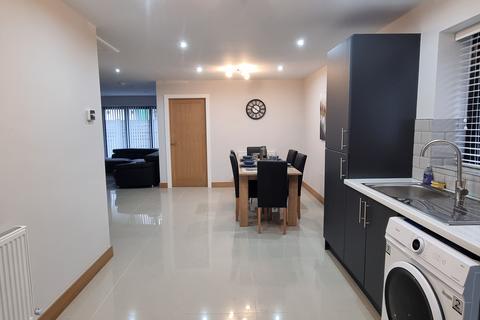 undefined, Lawn Mews, Keighley BD20