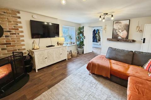 undefined, Compass Row, Swansea SA8