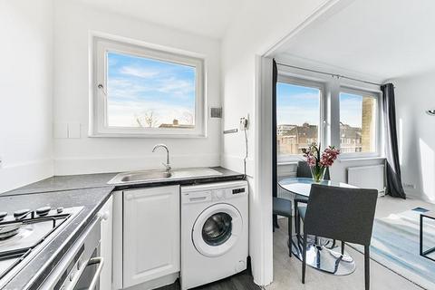 2 bedroom flat to rent, St. Johns Wood High Street, London, NW8
