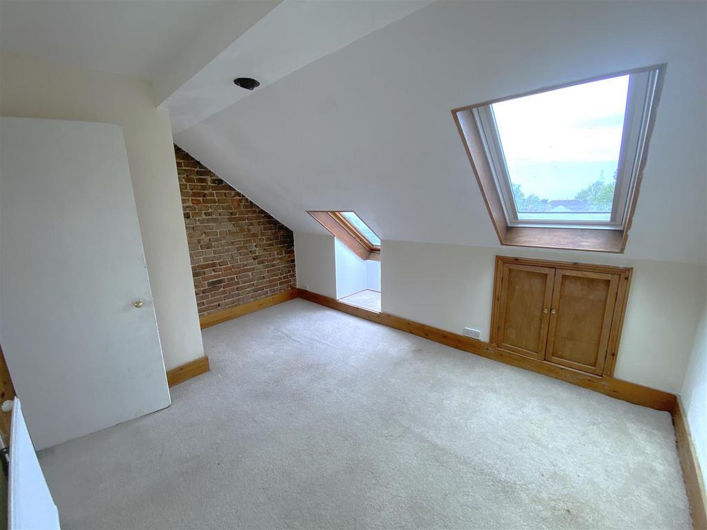 Attic Room.jpg