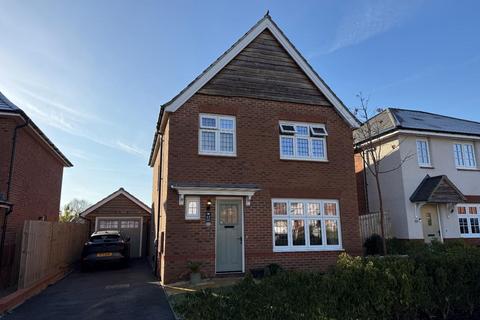 3 bedroom detached house for sale, Devon Way, Northampton NN3