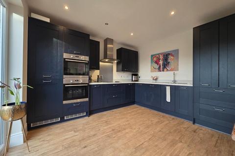 3 bedroom detached house for sale, Devon Way, Northampton NN3