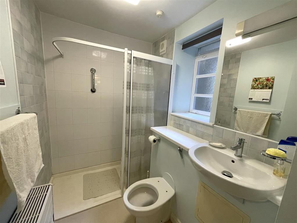 Shower room.jpeg