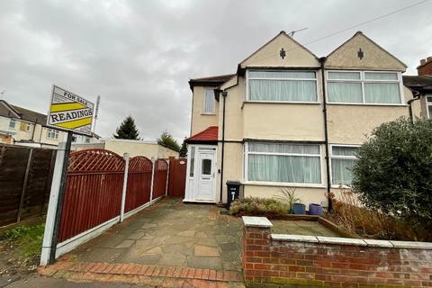 3 bedroom semi-detached house for sale, Hainault, Ilford IG6