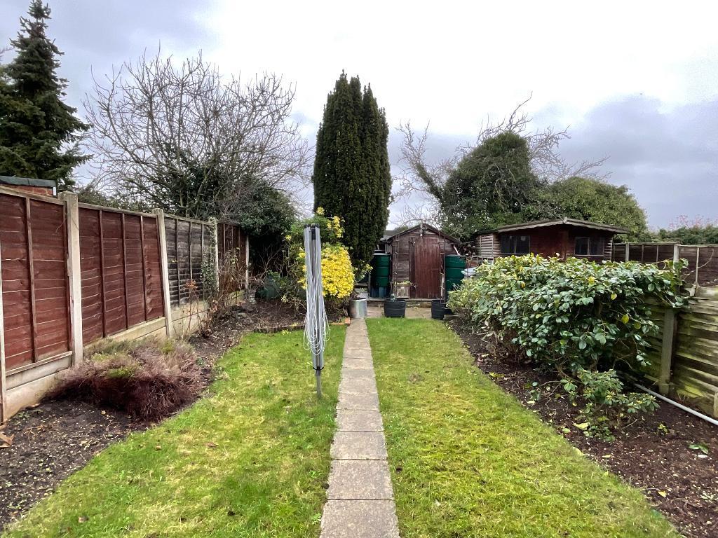 REAR GARDEN approx 70ft