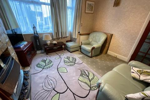 3 bedroom semi-detached house for sale, Hainault, Ilford IG6