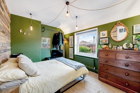 2 bedroom terraced house for sale, Westcott Crescent, Hanwell, London, W7 1NU
