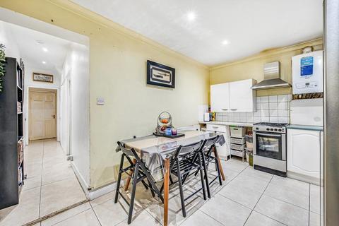 1 bedroom flat for sale, Chesham Terrace, Ealing, London, W13 9HX