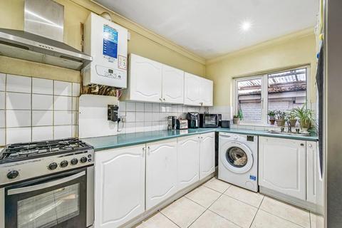 1 bedroom flat for sale, Chesham Terrace, Ealing, London, W13 9HX