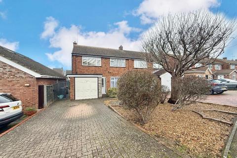 3 bedroom semi-detached house for sale, Stanmore Crescent, Leagrave, Luton, Bedfordshire, LU3 2RJ