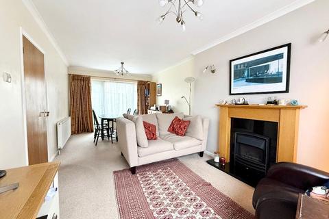 undefined, Stanmore Crescent, Leagrave, Luton, Bedfordshire, LU3 2RJ