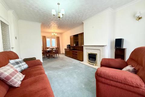 3 bedroom semi-detached house for sale, Vincent Road, Leagrave, Luton, Bedfordshire, LU4 9AW