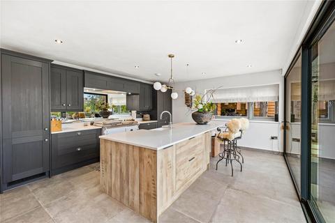 4 bedroom detached house for sale, East Street, Falmer, Brighton, East Sussex, BN1