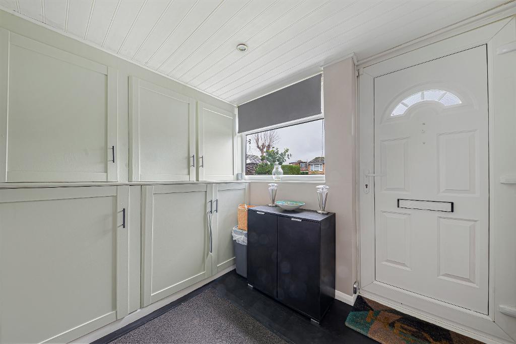 Spacious entrance porch