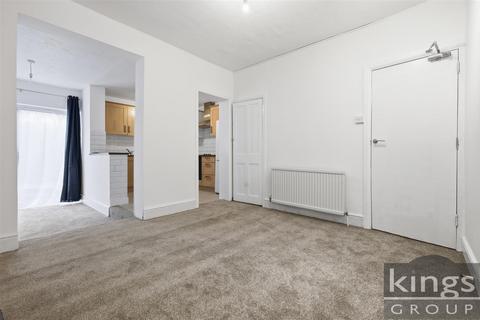 2 bedroom end of terrace house for sale, Bradley Road, Enfield