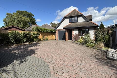 Manor Road, Verwood BH31