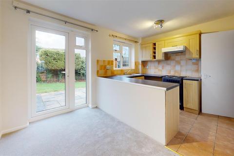 2 bedroom semi-detached house to rent, Southville Close, Radbrook Green, Shrewsbury