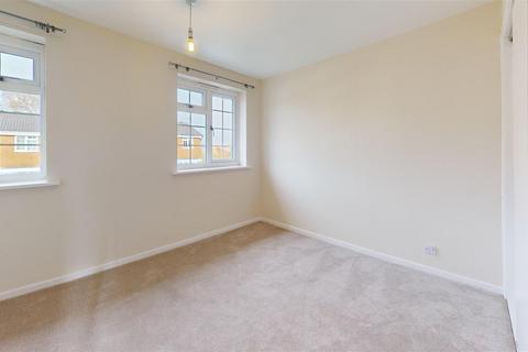 2 bedroom semi-detached house to rent, Southville Close, Radbrook Green, Shrewsbury