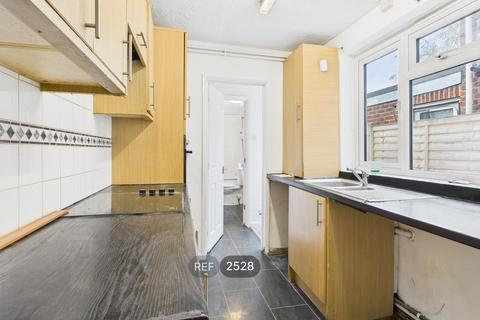 3 bedroom property to rent, Sirdar Road, Ipswich, IP1 2LD