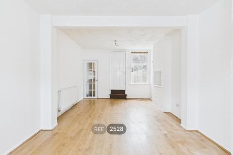3 bedroom property to rent, Sirdar Road, Ipswich, IP1 2LD