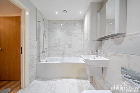1 bedroom flat for sale, Gibbs Couch, Watford, WD19