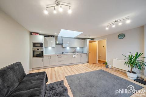 1 bedroom flat for sale, Gibbs Couch, Watford, WD19