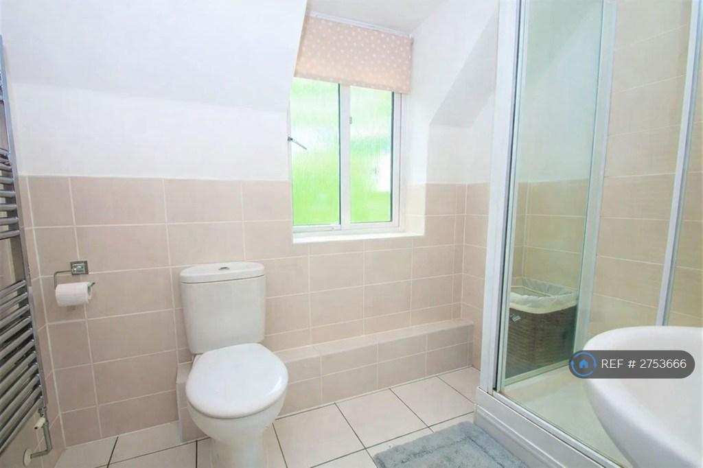 Master Bedroom Ensuite