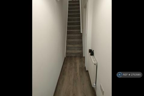 3 bedroom terraced house to rent, Burton Avenue, Doncaster, DN4