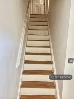 3 bedroom semi-detached house to rent, Barking, Barking, IG11