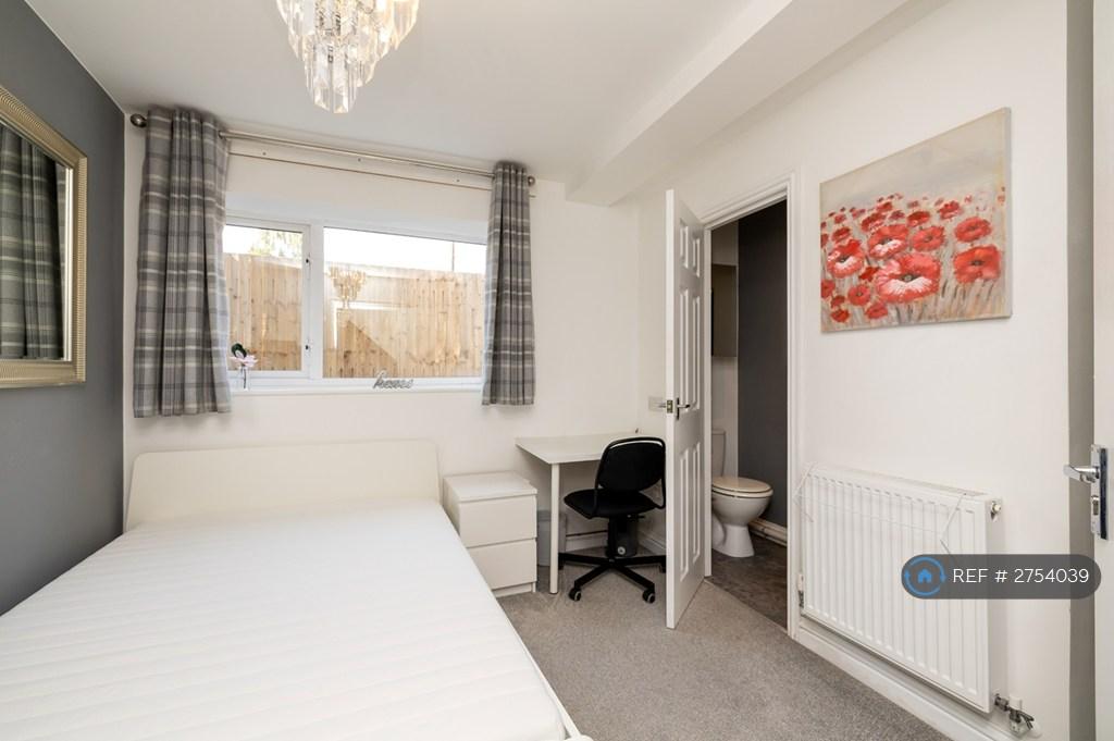 Double Bedroom