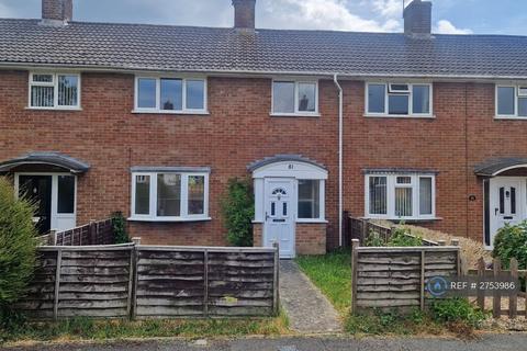 3 bedroom terraced house to rent, Stag Hill, Basingstoke, RG22